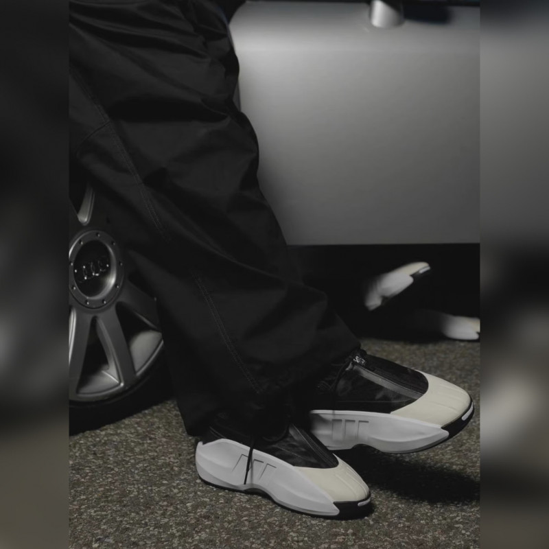 Крос­совки Adidas Crazy IIInfinity